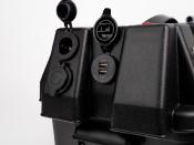 BOITIER DE BATTERIE multifonction Black Power Cube, 2x USB (2.4A), 2x prise 12V