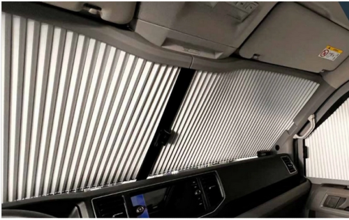 REMIFRONT IV PAREBRISE MAN TGE / CRAFTER A PARTIR DE 2024 - AVEC COMPARTIMENT DE RANGEMENT EN HAUT