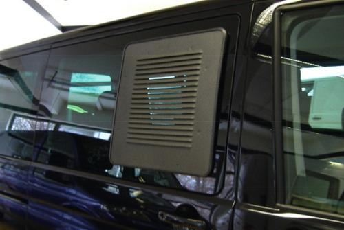 GRILLE VENTILATION pour FENETRE COULISSANTE LATERALE DROITE VW T5/T6  