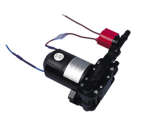 POMPE AUTO À MEMBRANE BI-COMET 5.5L/min 12V