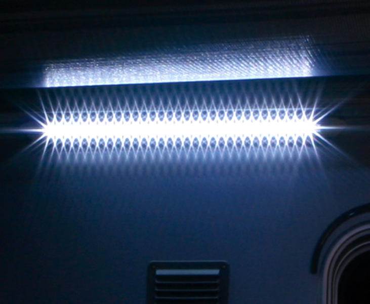 Lampe LED Extérieure étanche IP67 Pour Camping-car, Caravane, Van - 6W Ou 8W, Blanc, Pour Auvent Ou Flanc