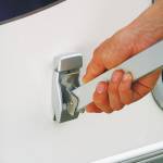 SUPPORT MURAL ALUMINIUM POUR FIXATION PIEDS DE MARQUISES FIAMMA