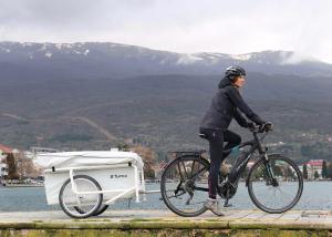 B-TURTLE - REMORQUE ET TENTE POUR VÉLOS ET VÉLOS ÉLECTRIQUES
