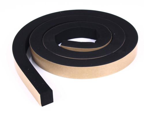 JOINT MOUSSE ANTI-PLUIE AVEC BANDE AUTOCOLLANTE FIAMMA - 450cm